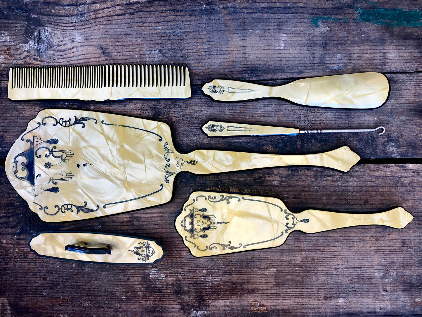 Antique 1920’s Marbleized Cream & Black Art Nouveau 6 pcs Vanity Set : Mirror, Brush & More