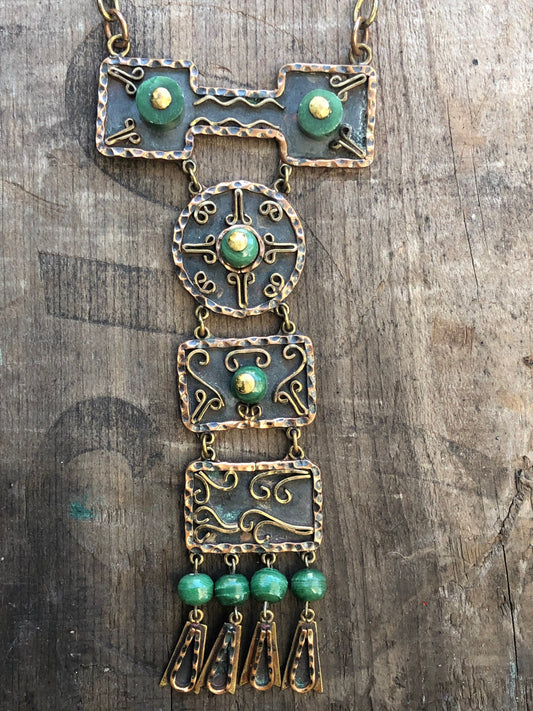 Vintage Mexican Mixed Metal Copper & Brass with Green Jade Agate Gemstone Necklace