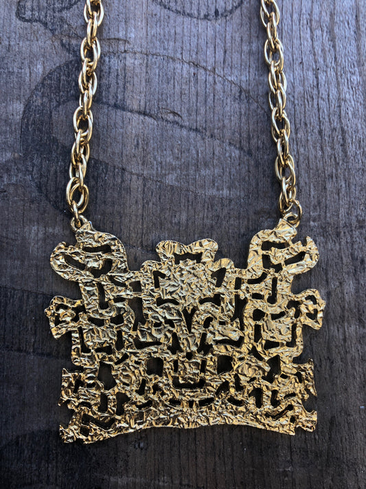 Unique Vintage Cut Shiny Gold Large Pendant Necklace