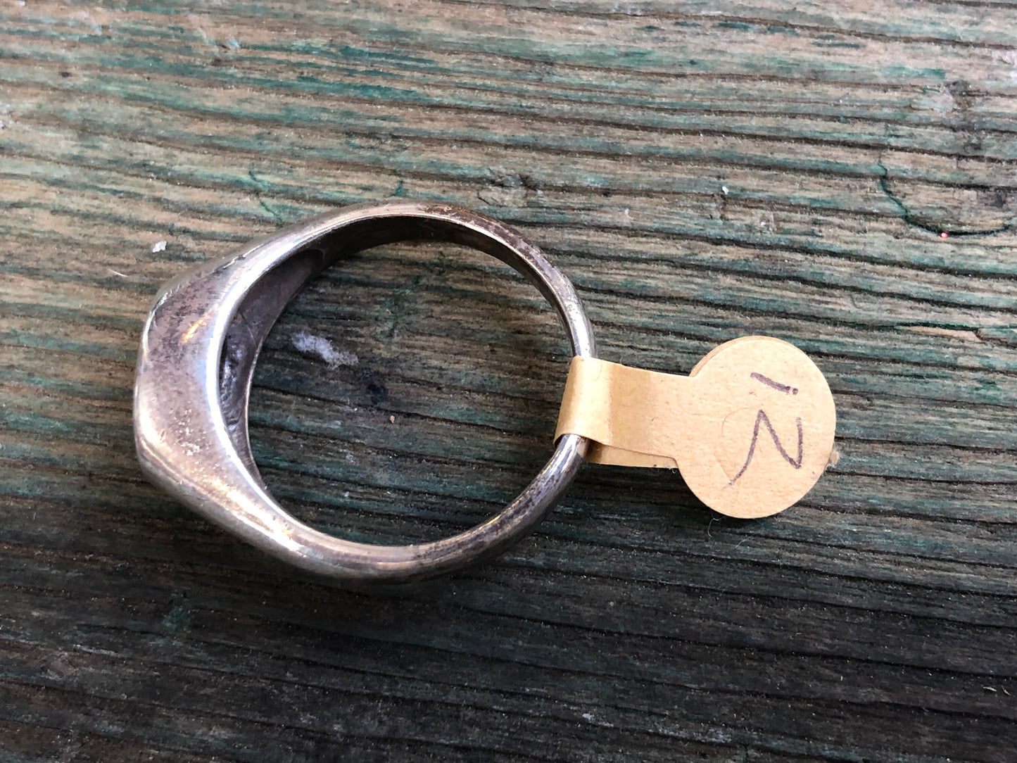 Vintage Sterling Silver & Mother of Pearl Ring