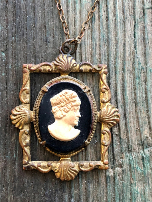 Art Nouveau Black & Cream Molded Celluloid Prong Set Brass Seashell Cameo Necklace