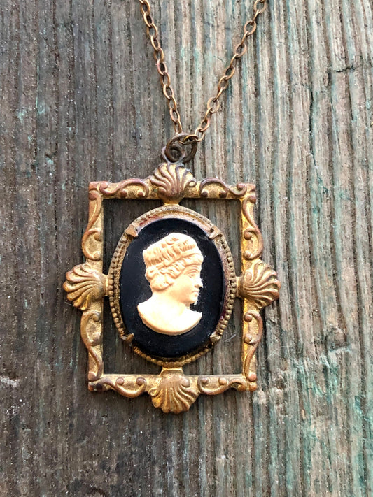 Art Nouveau Black & Cream Molded Celluloid Prong Set Brass Seashell Cameo Necklace