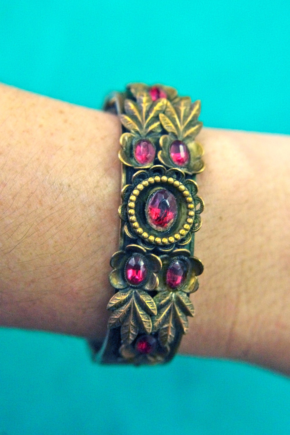 Embossed Art Nouveau Brass Hinged Bangle Bracelet with Ruby Red Czech Crystal & Art Glass