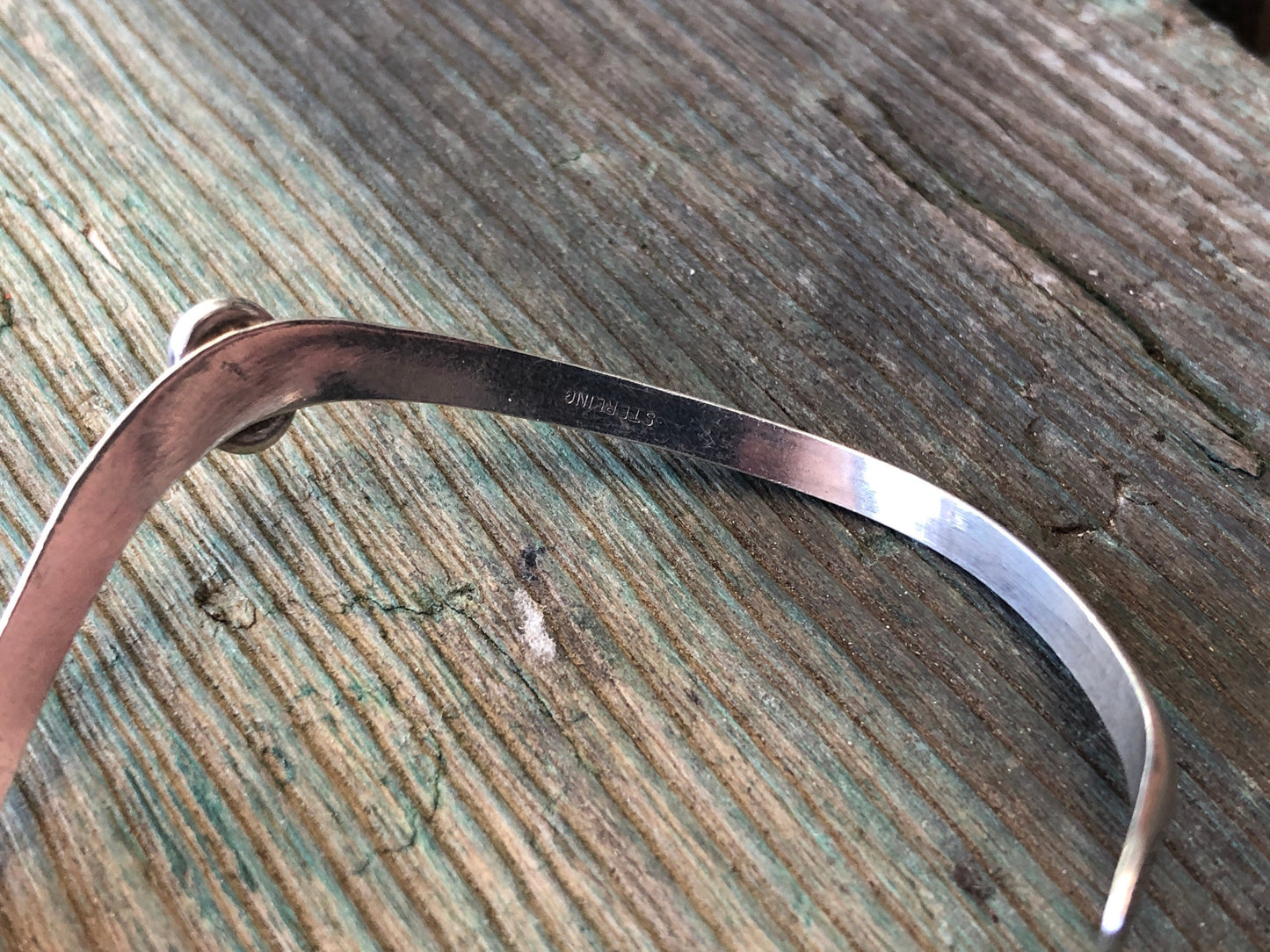 Vintage Hand Hammered Sterling Silver & Pink Rose Quartz Chevron Cuff Bracelet