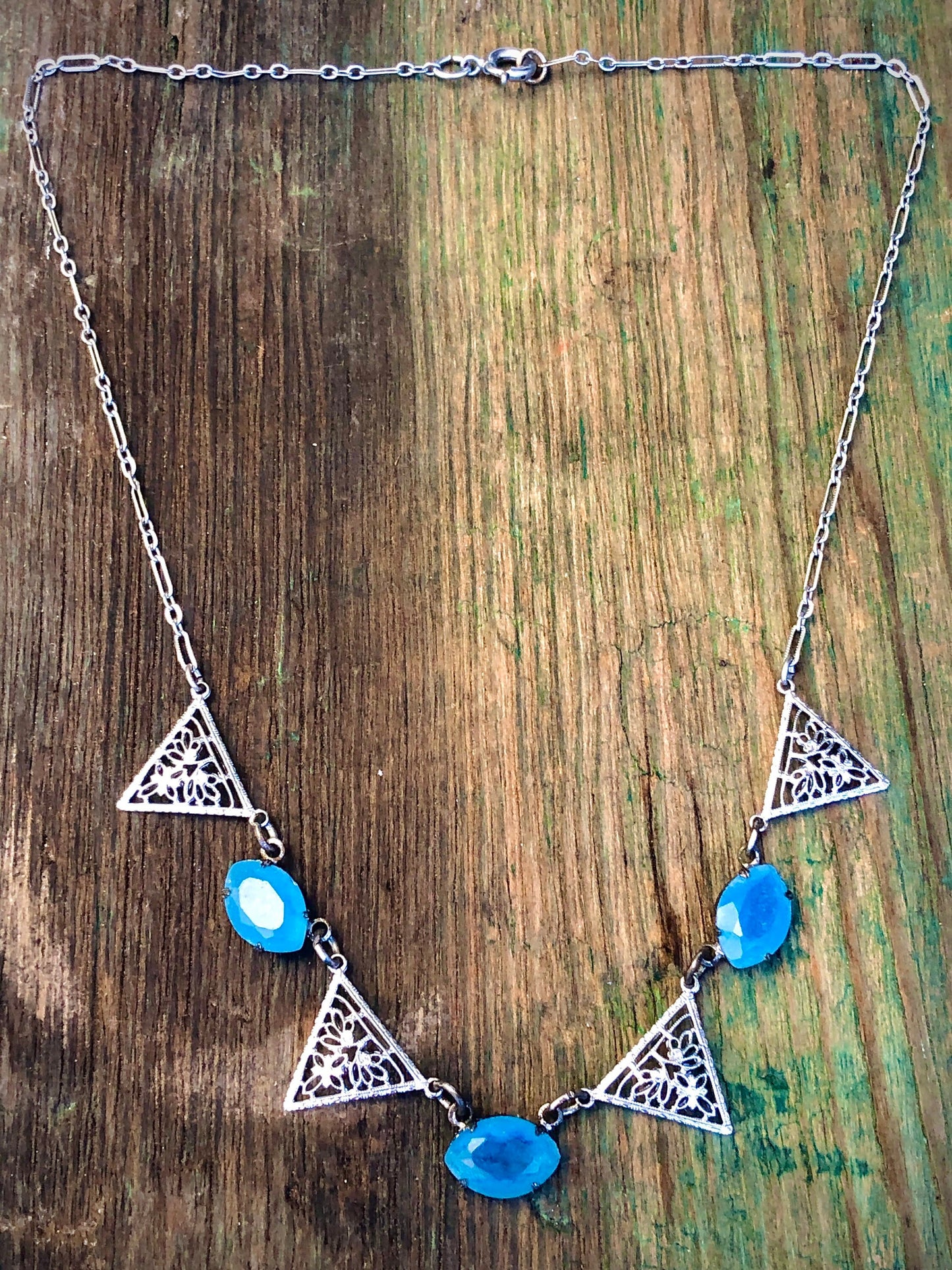 Vintage Edwardian Blue Art Glass in Silver Stamped Filigree Textured Chain Necklace