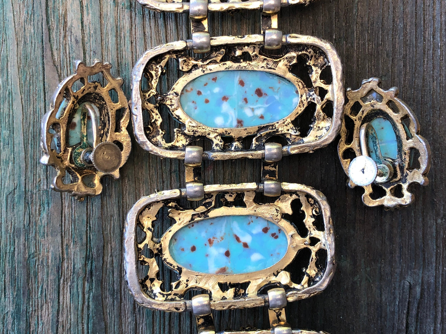 Turquoise Hubbell Glass Chunky Gold Panel Bracelet w/ Ruby Crystal & Earring Set