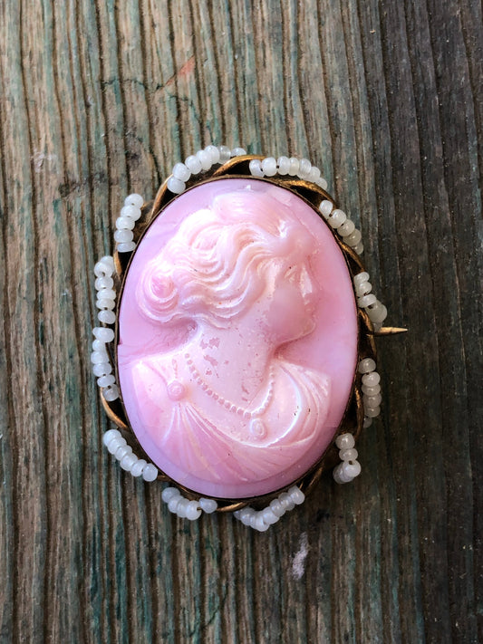 Antique Victorian Pink Art Glass & White Pearl Glass Bead in Gold Setting Brooch