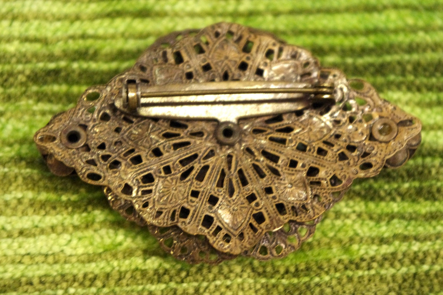 Antique Victorian Brass Filigree Art Nouveau Brooch