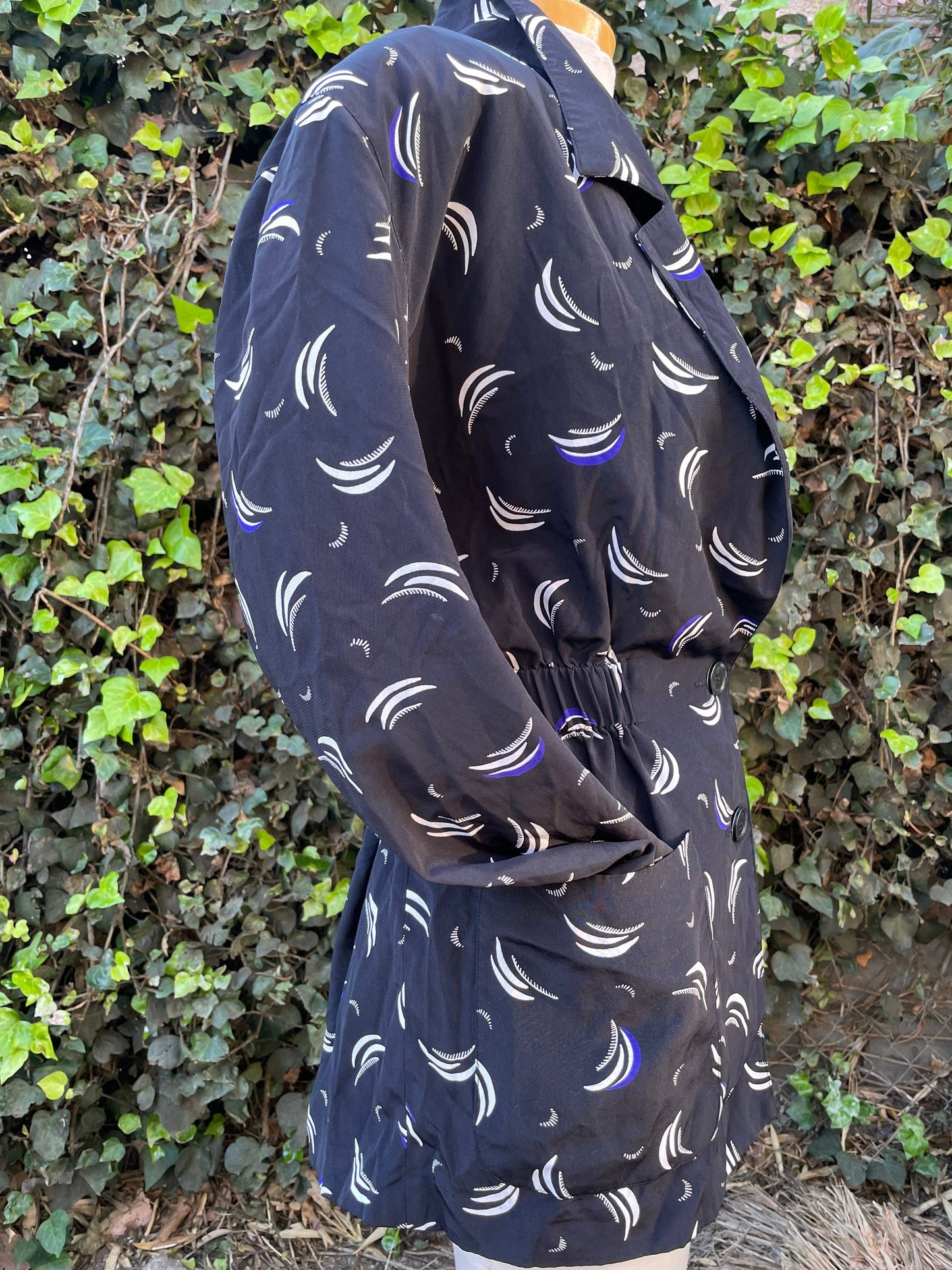 Vintage 1990’s Lightweight Long Blazer Style Black, Purple & White Pattern Jacket