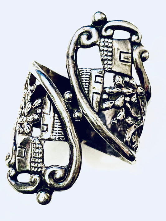Antique Balladares Mexican Sterling Silver Storyteller Repoussé Hollow-work Gaucho Vaquero Cowboy Cactus Hinged Clamper Bracelet c.1920’s