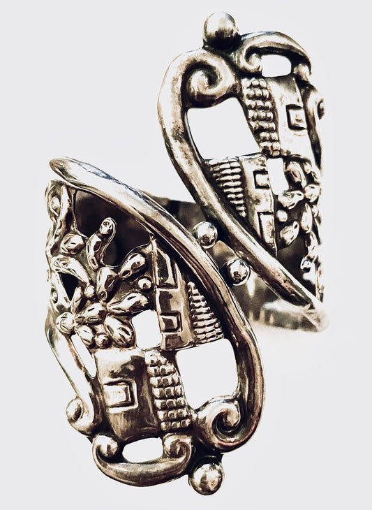 Antique Balladares Mexican Sterling Silver Storyteller Repoussé Hollow-work Gaucho Vaquero Cowboy Cactus Hinged Clamper Bracelet c.1920’s