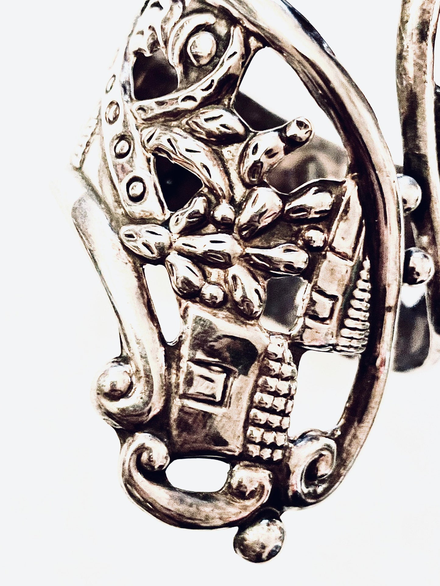 Antique Balladares Mexican Sterling Silver Storyteller Repoussé Hollow-work Gaucho Vaquero Cowboy Cactus Hinged Clamper Bracelet c.1920’s