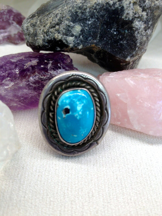 Beautiful Vintage Sterling Silver & Turquoise Cabochon Native American Southwest Ring