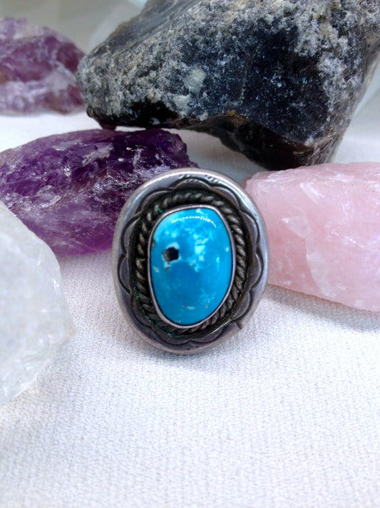 Beautiful Vintage Sterling Silver & Turquoise Cabochon Native American Southwest Ring
