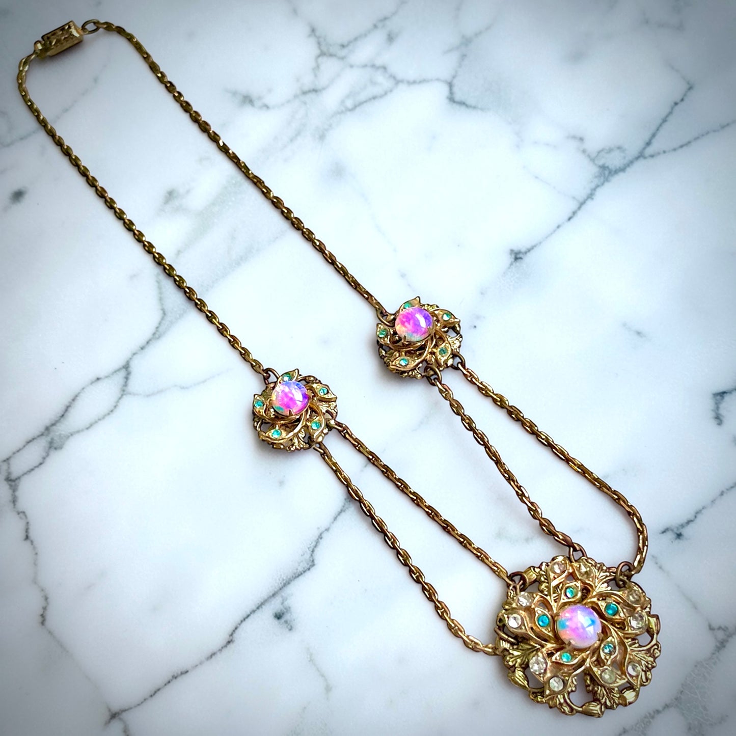 Edwardian Pink Gold Foil Art Glass Dragons Breath Fire Opal Festoon Necklace