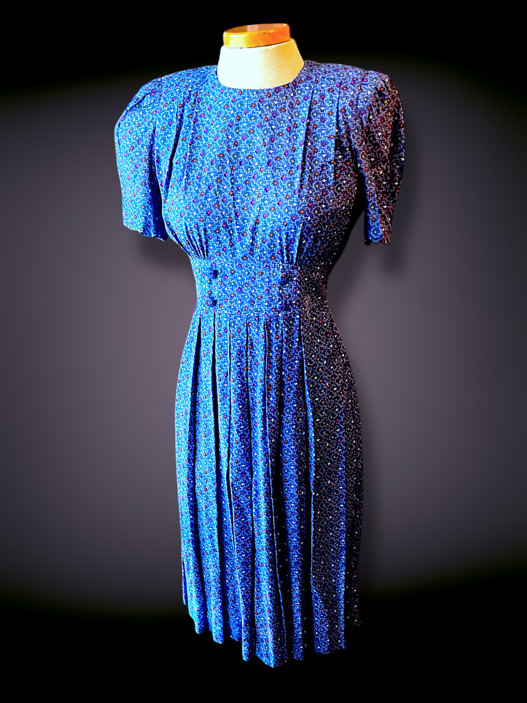 Vintage 1960’s Blue, Pink, Orange, Yellow & White Arrow Pattern Shift Dress