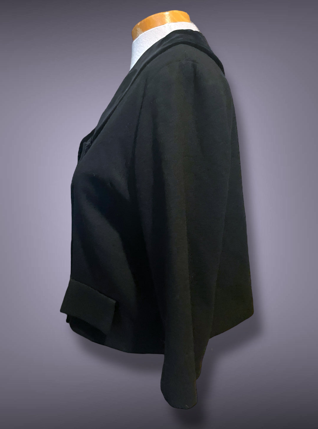 1930’s Black Velvet Collar Double Breasted Crop 3/4 Sleeve Jacket