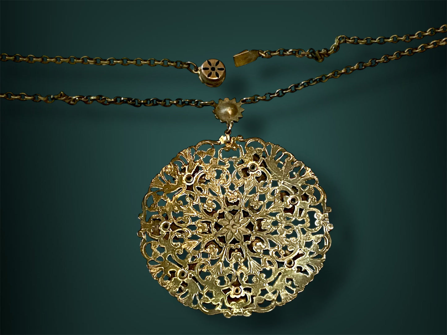 Art Nouveau Brass Floral & Flourish Filigree Daisy Marcasite Necklace