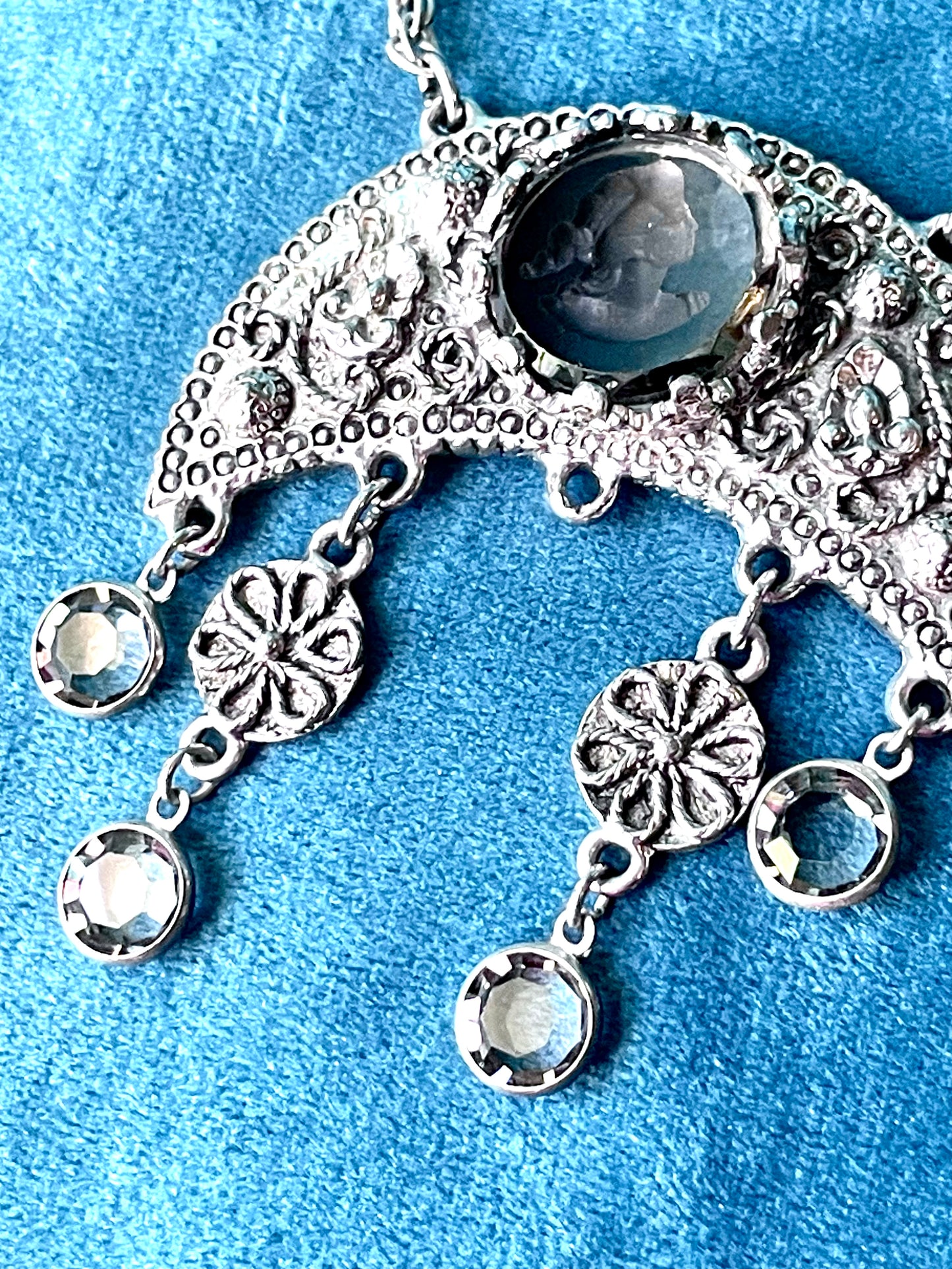 Grey Faceted Intaglio Cameo Crescent Moon Dangling Crystal Vintage Necklace