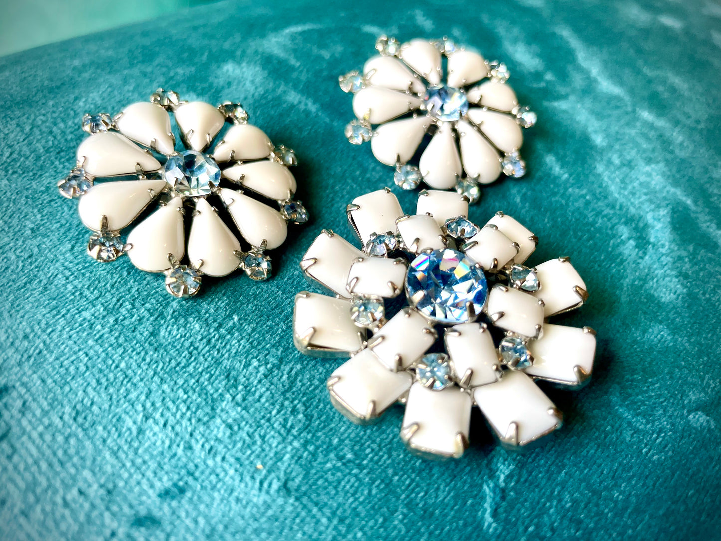 Milk Glass & Blue Topaz Crystal Prong Set Brooch & Earrings Set