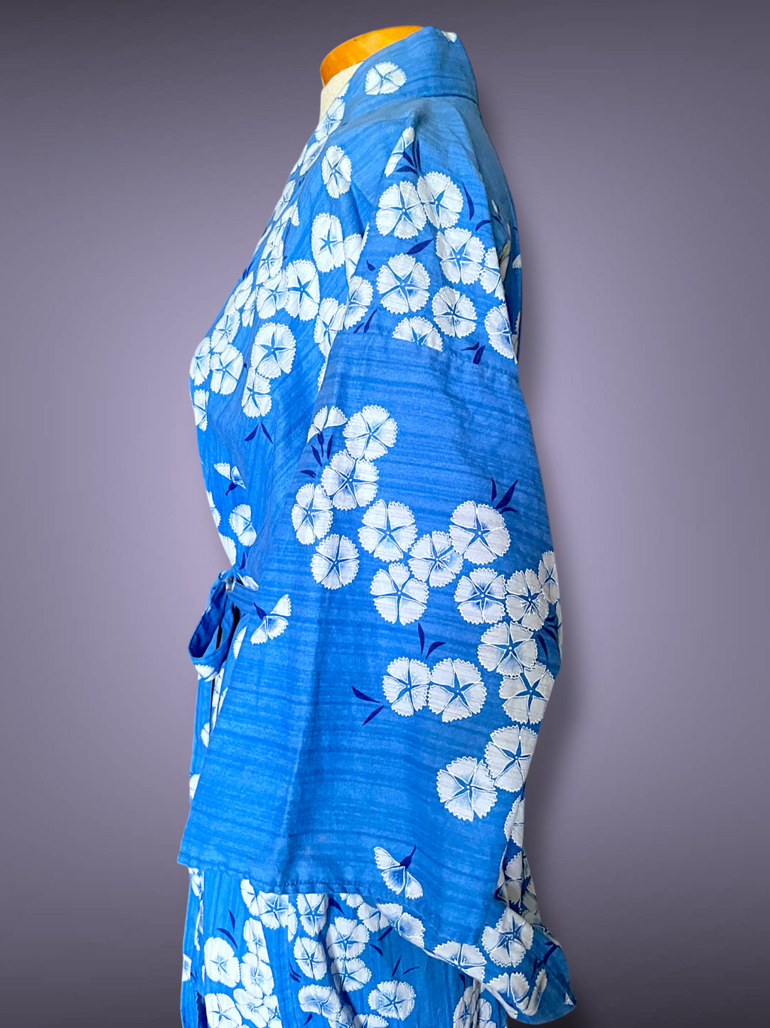 Vintage 1960’s Blue & White Cherry Blossom Flower Print Kimono