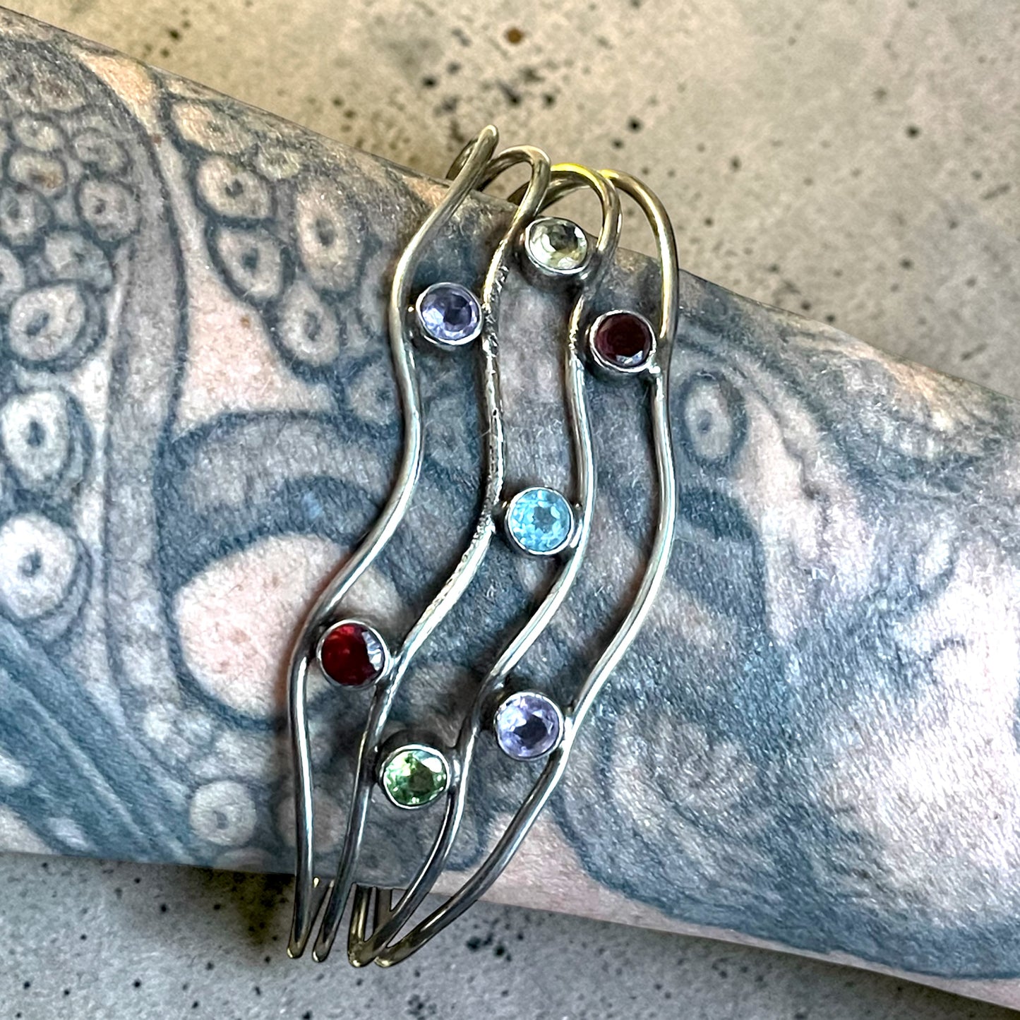 Sterling Silver Wavy Wire Aquamarine, Garnet, Amethyst, Peridot & Citrine Gemstone Cuff Bracelet