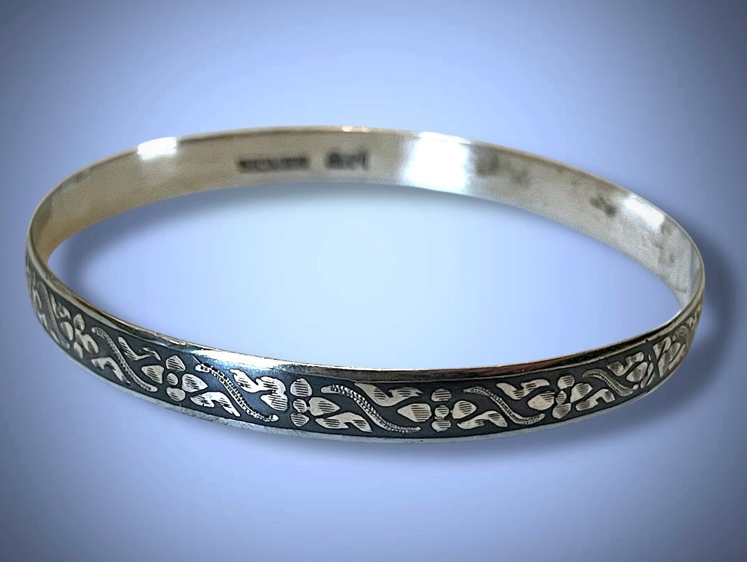 Vintage Siam Sterling Nielloware Bangle Bracelet (Small/Child)