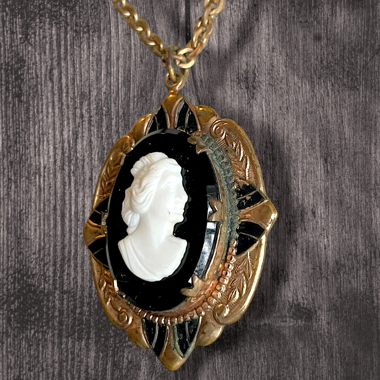 Antique Victorian Black & White Art Glass Mourning Cameo Gilded Brass Locket Necklace
