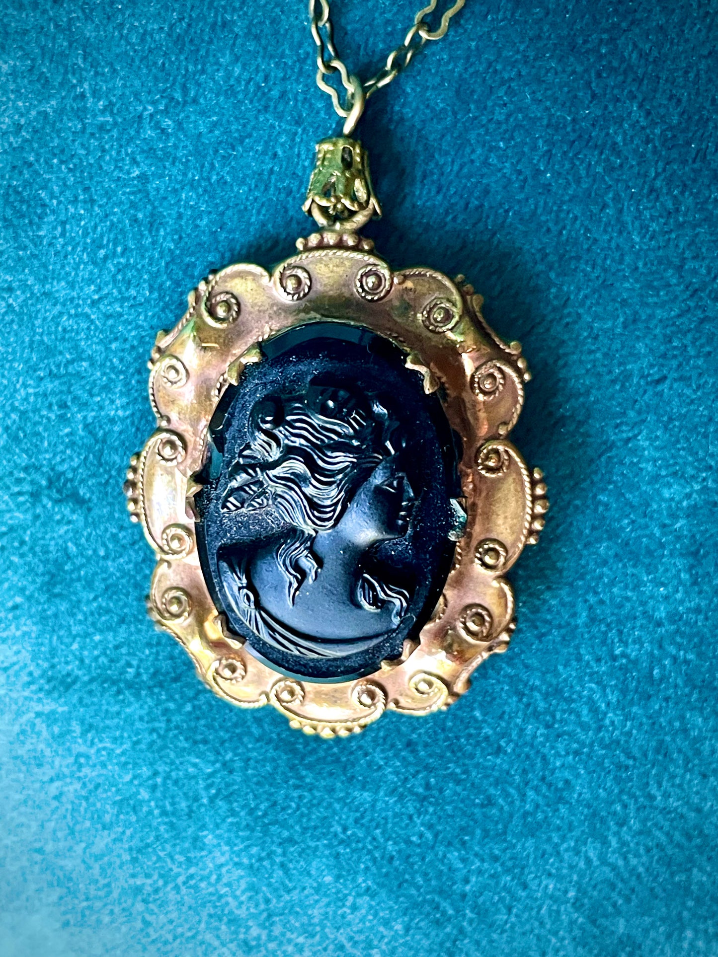 Victorian Mourning Cameo Locket Necklace : Flourishing Design & Peanut Chain Necklace