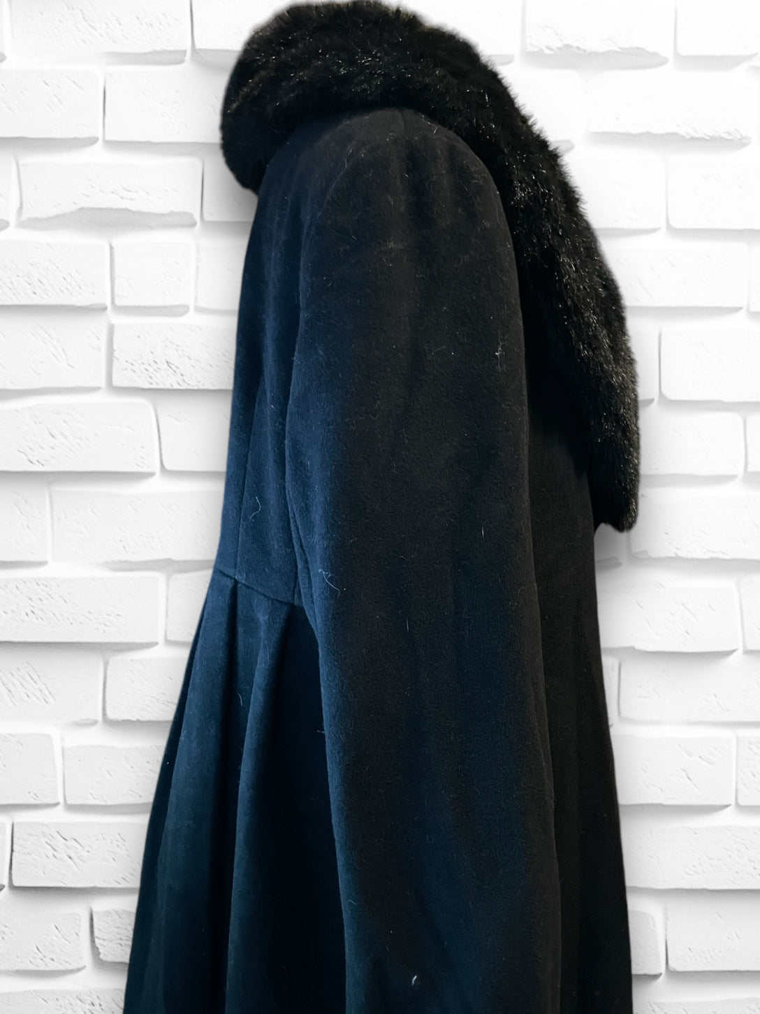 Vintage Covington Big Faux Fur Collar Black Overcoat