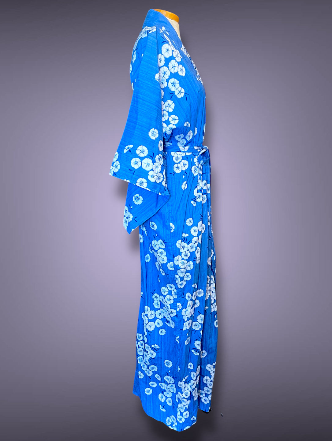 Vintage 1960’s Blue & White Cherry Blossom Flower Print Kimono