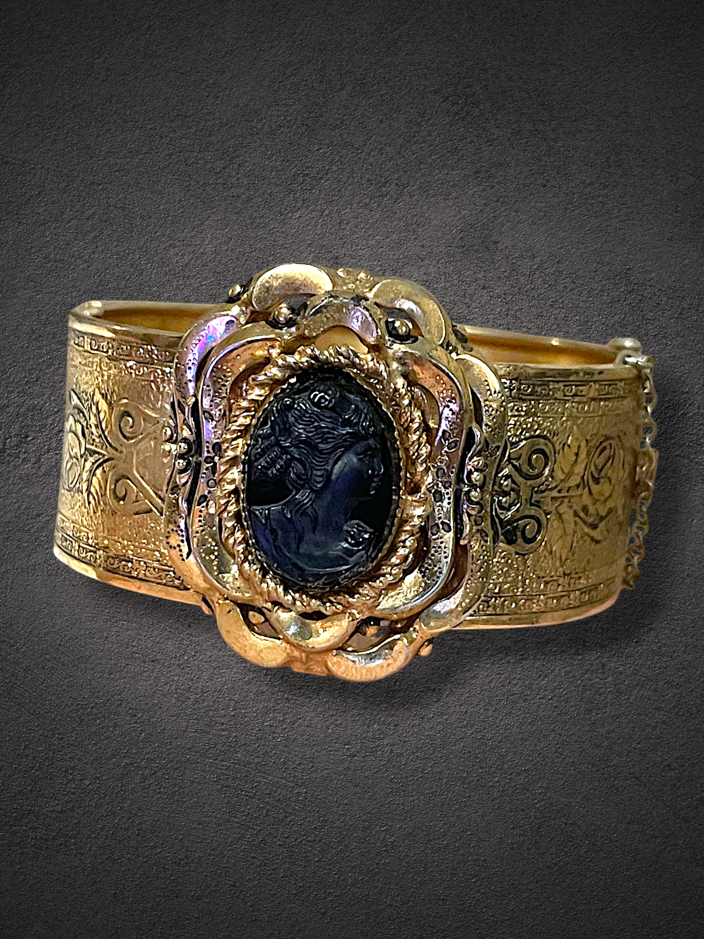 Victorian Gothic Black Glass Mourning Cameo Ornate Rose Engraved Rococo Hinged Bangle Bracelet