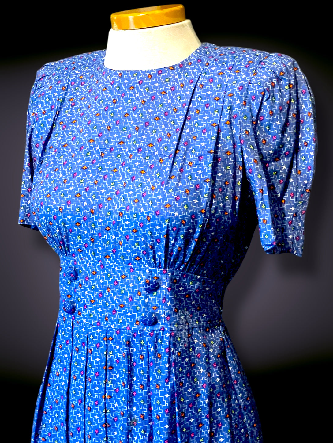 Vintage 1960’s Blue, Pink, Orange, Yellow & White Arrow Pattern Shift Dress