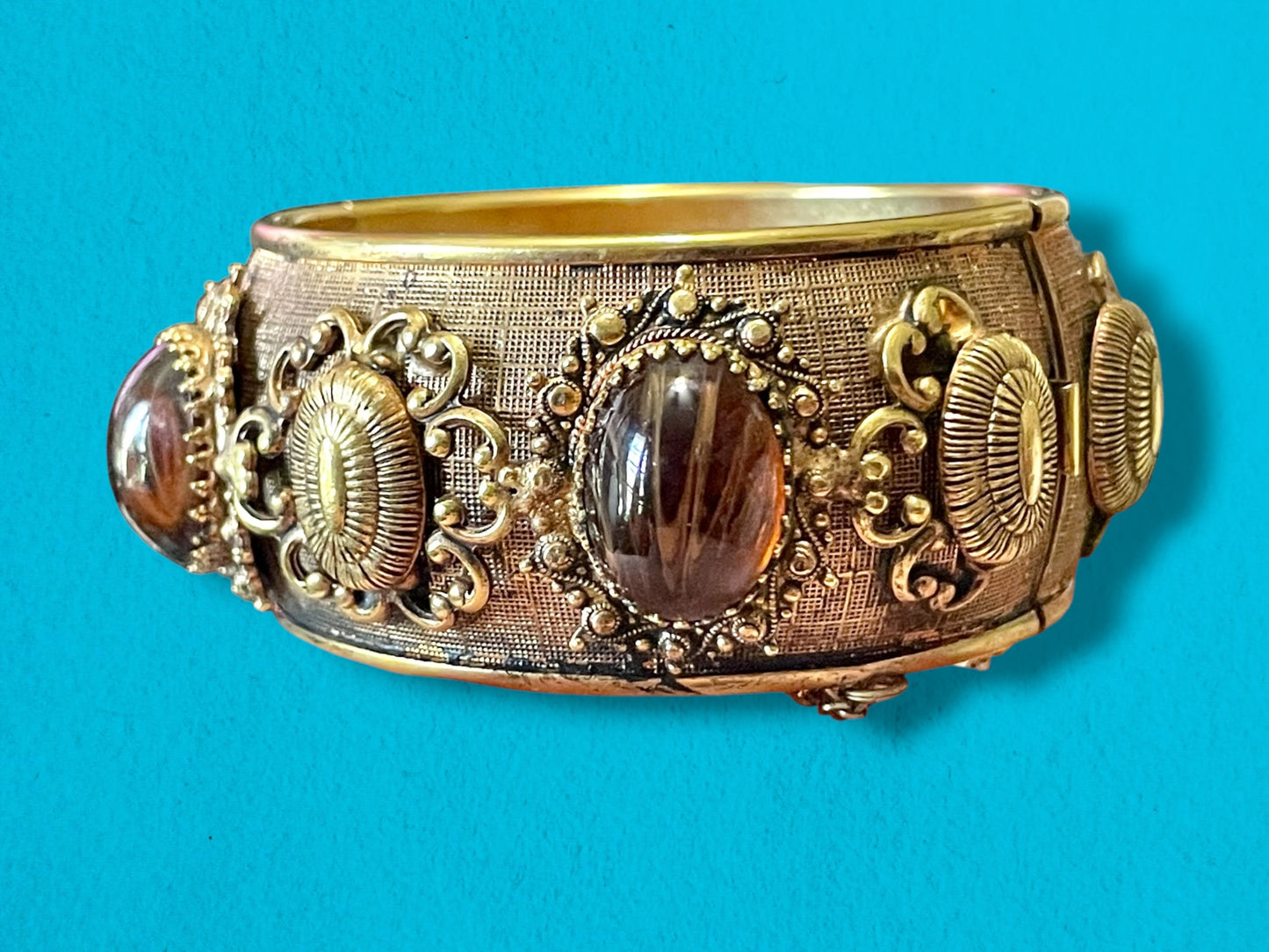 Ornate Amber Marble Art Glass Brass Domed Hinged Bangle Bracelet