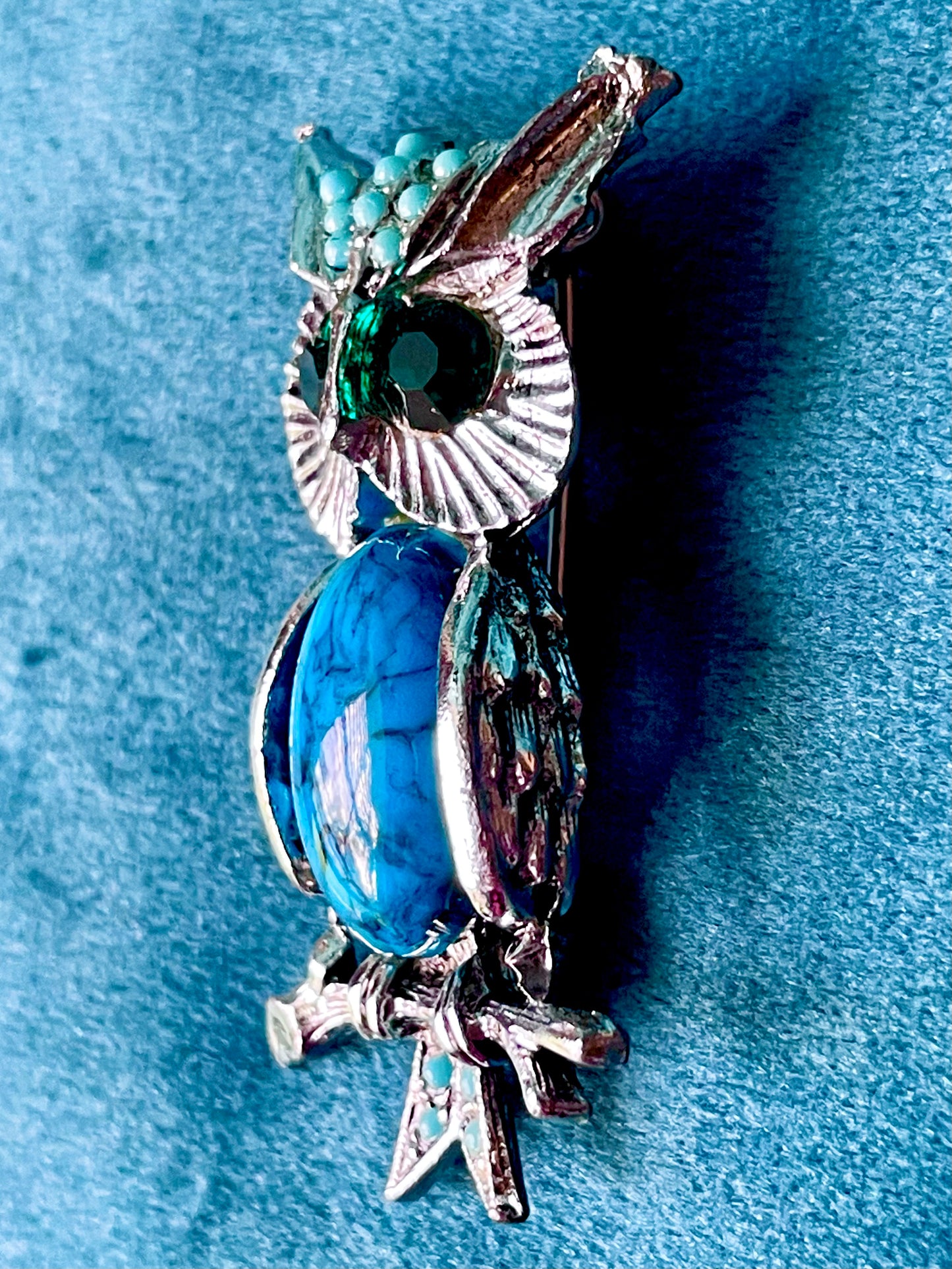 Jelly Belly Turquoise Hubble Art Glass & Green Crystal Silver Owl Figural Brooch