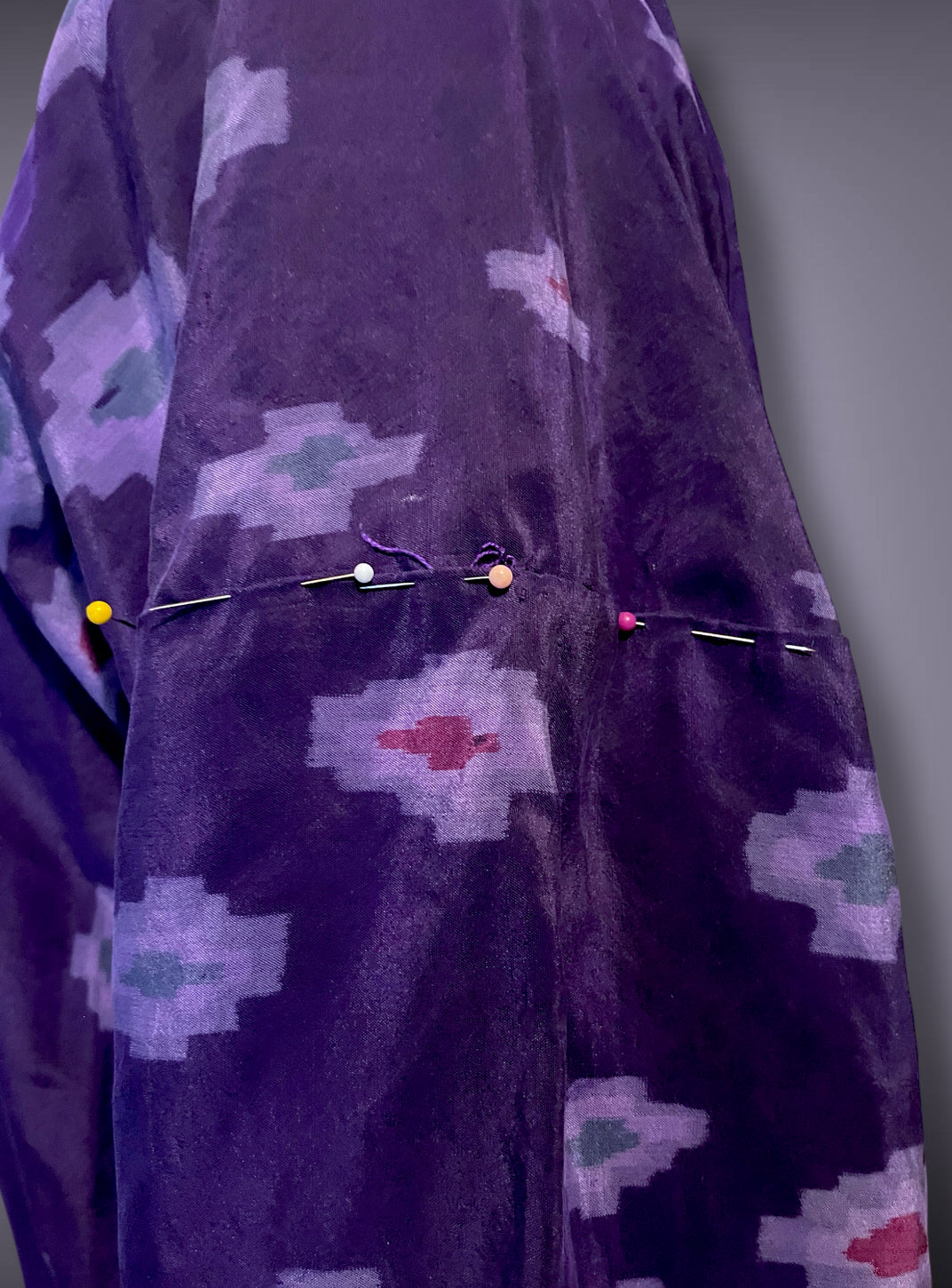 Gorgeous 1960 Vintage Purple Geometric Pattern Lined Kimono