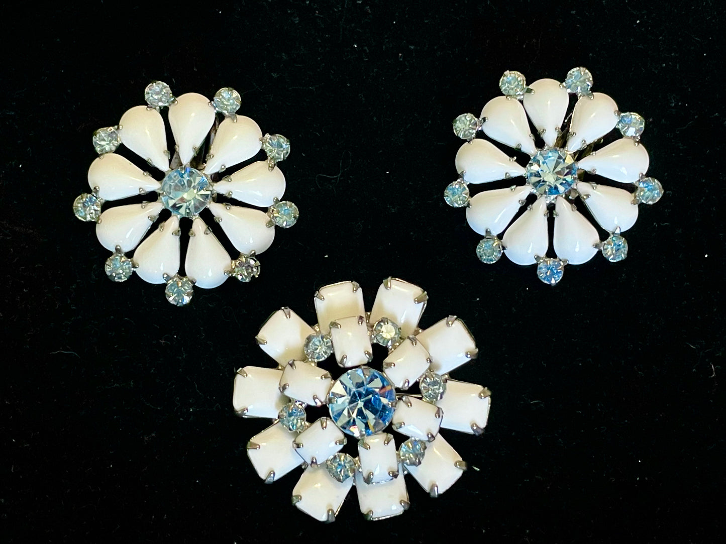 Milk Glass & Blue Topaz Crystal Prong Set Brooch & Earrings Set