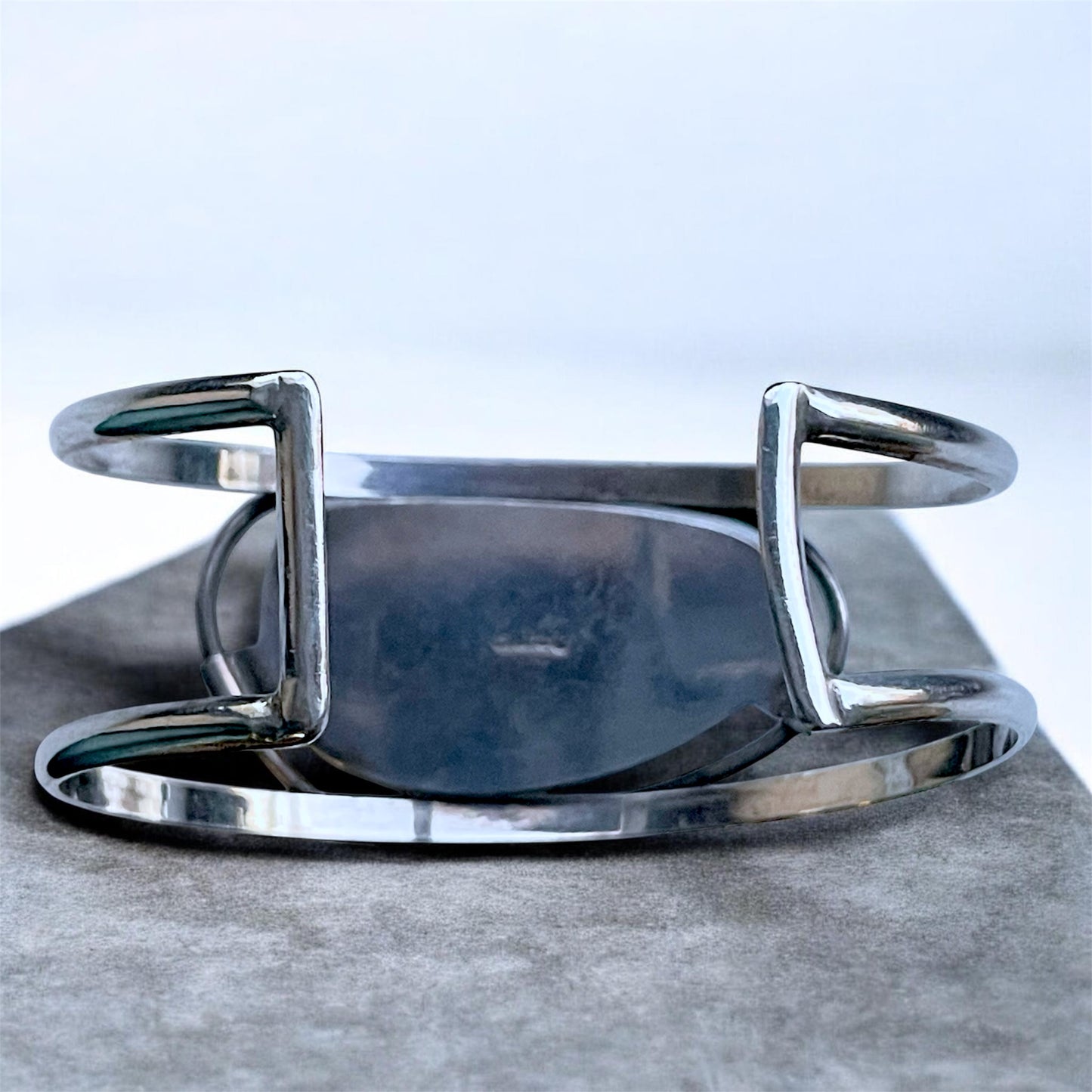 Antique Sterling Silver Sodalite Gemstone Free Bezel Set Chunky Cuff Bracelet