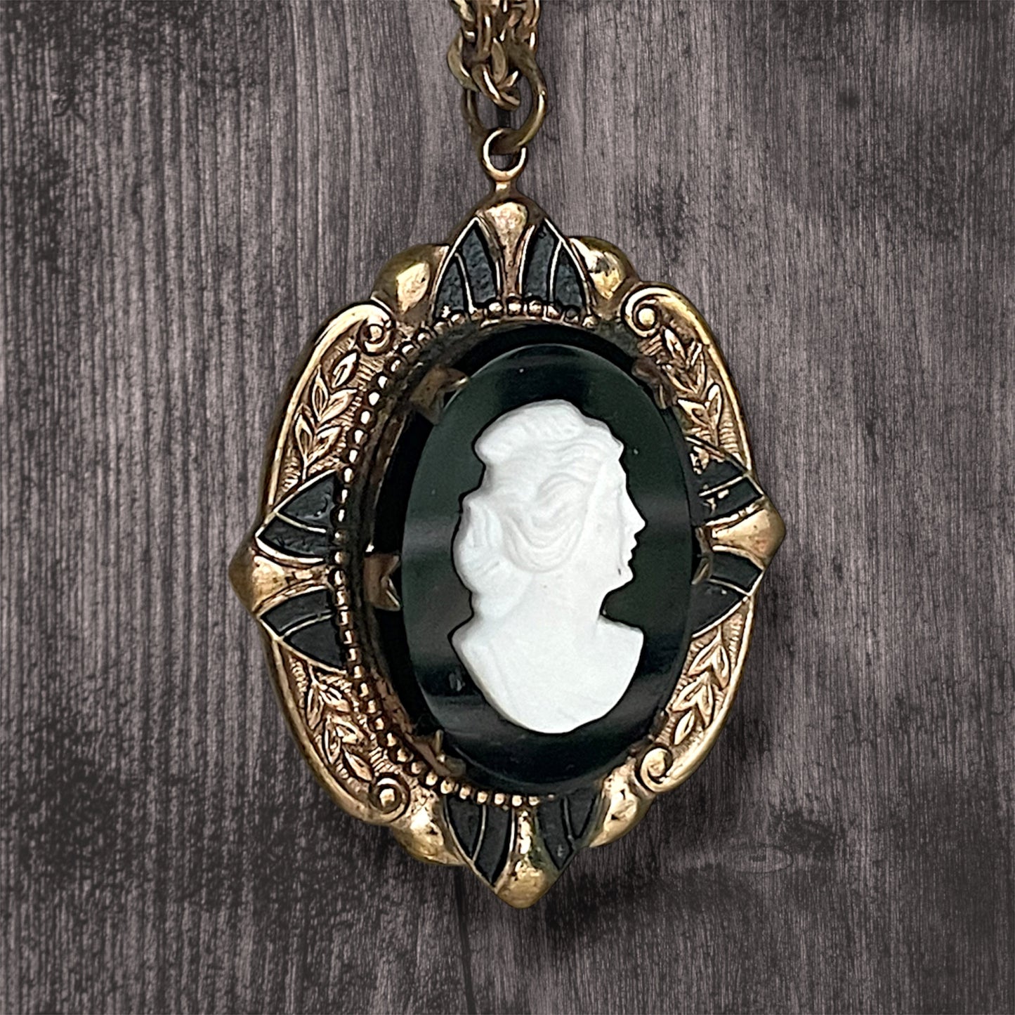 Antique Victorian Black & White Art Glass Mourning Cameo Gilded Brass Locket Necklace