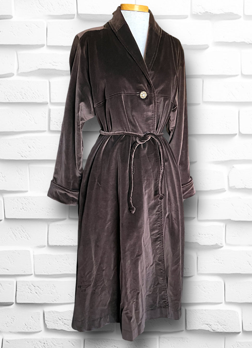 Vintage 1960’s Brown Velvet Robe Style Babydoll Long Overcoat