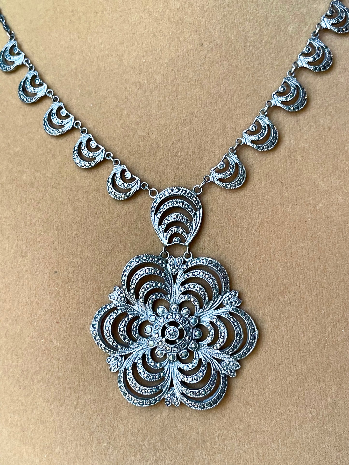 Sterling Silver & Marcasite Art Deco Flower Design Necklace