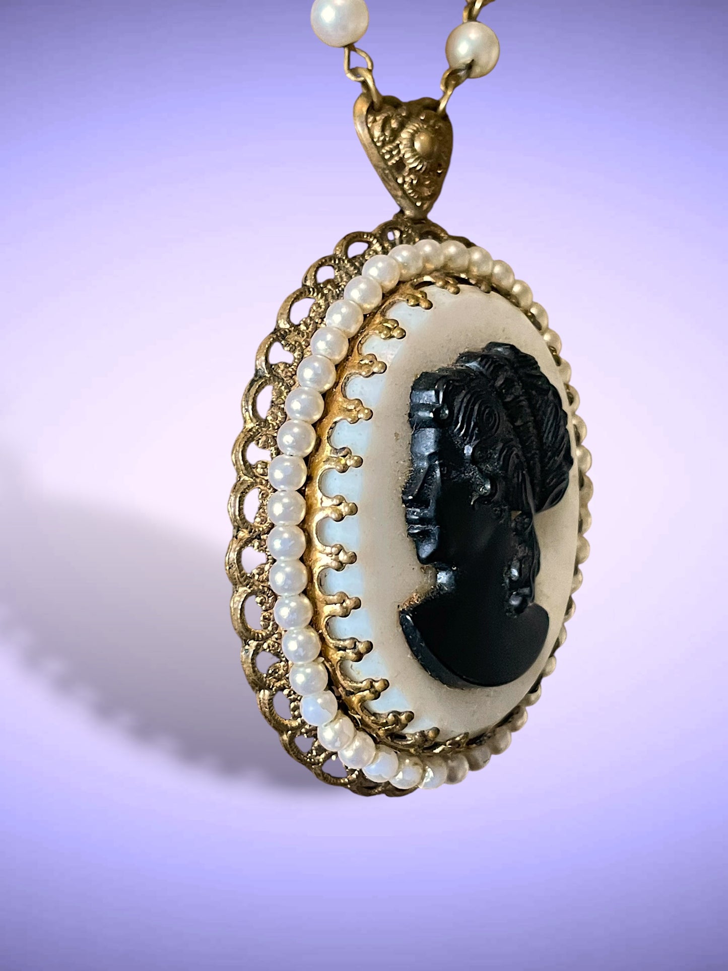West German Brass Filigree White & Black Art Glass Cameo Pearl Necklace