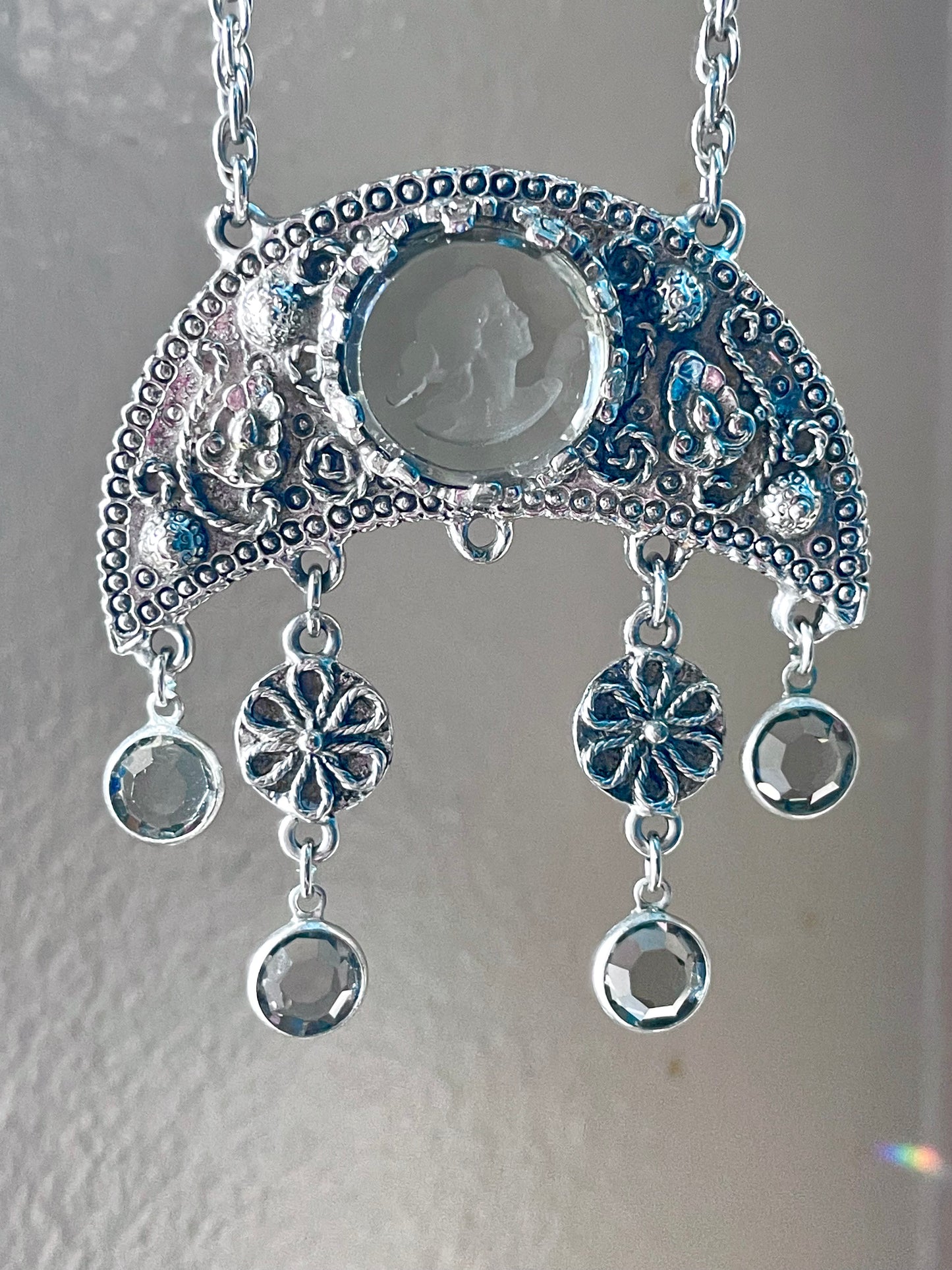 Grey Faceted Intaglio Cameo Crescent Moon Dangling Crystal Vintage Necklace