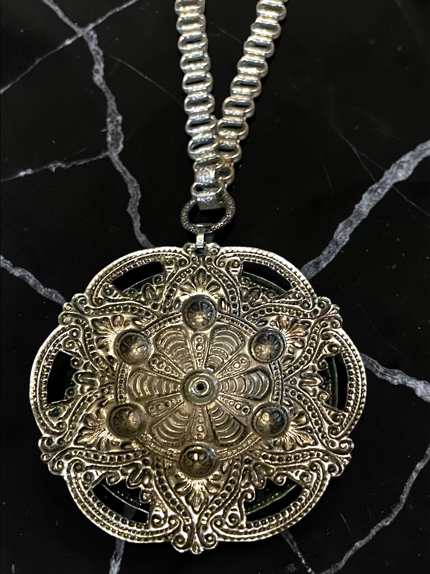Siam Nielloware Warrior Silver Embossed Victorian Bookchain Pendant Necklace