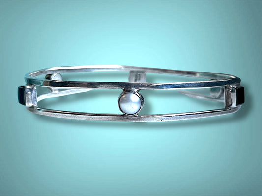 Vintage Taxco Mexican Sterling Silver, Pearls & Onyx Gemstone Bangle Bracelet