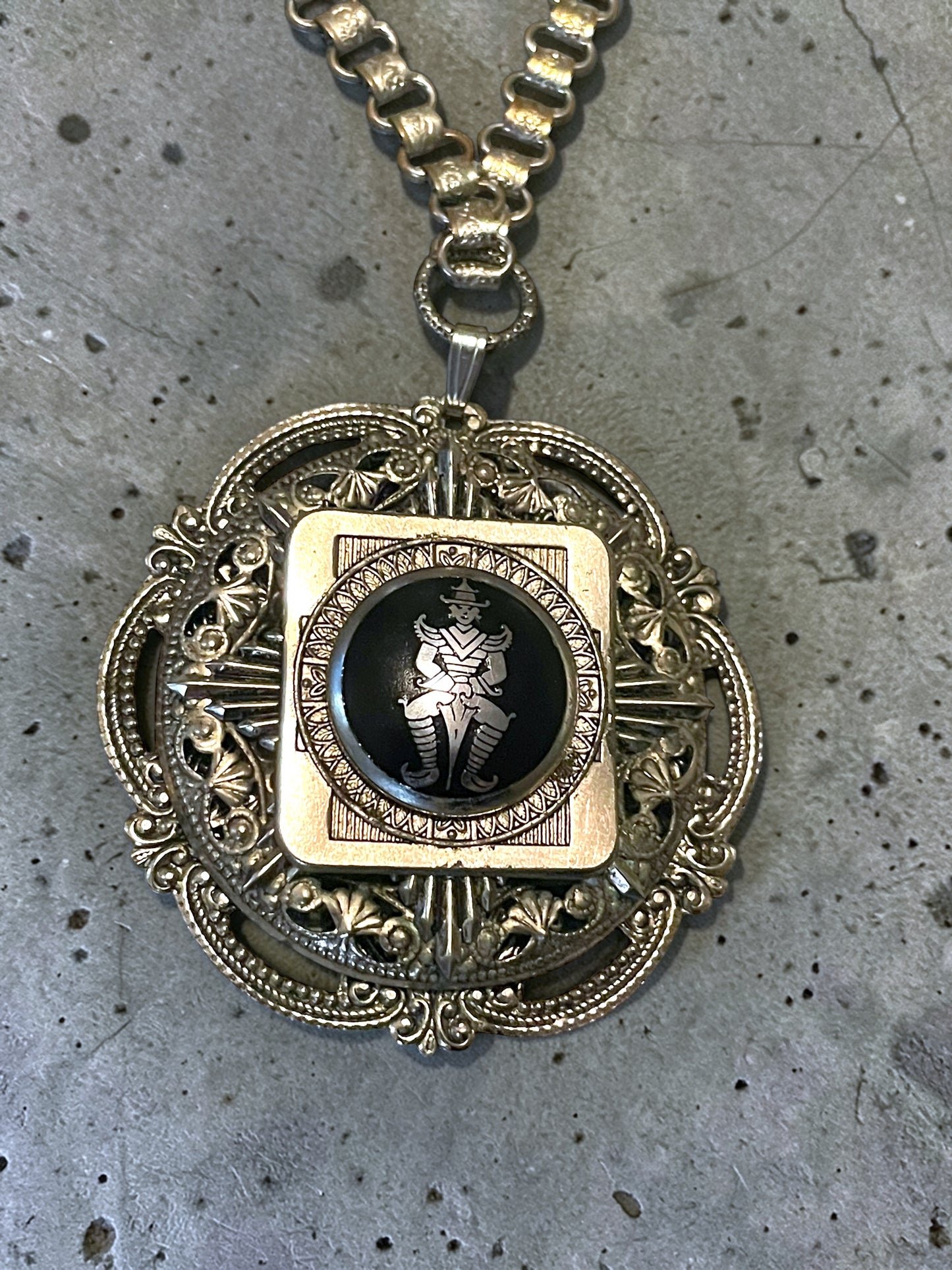 Siam Nielloware Warrior Silver Embossed Victorian Bookchain Pendant Necklace