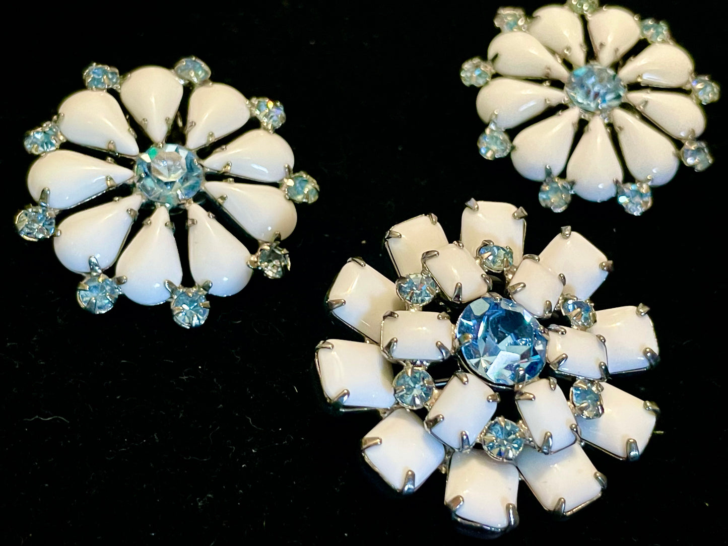 Milk Glass & Blue Topaz Crystal Prong Set Brooch & Earrings Set