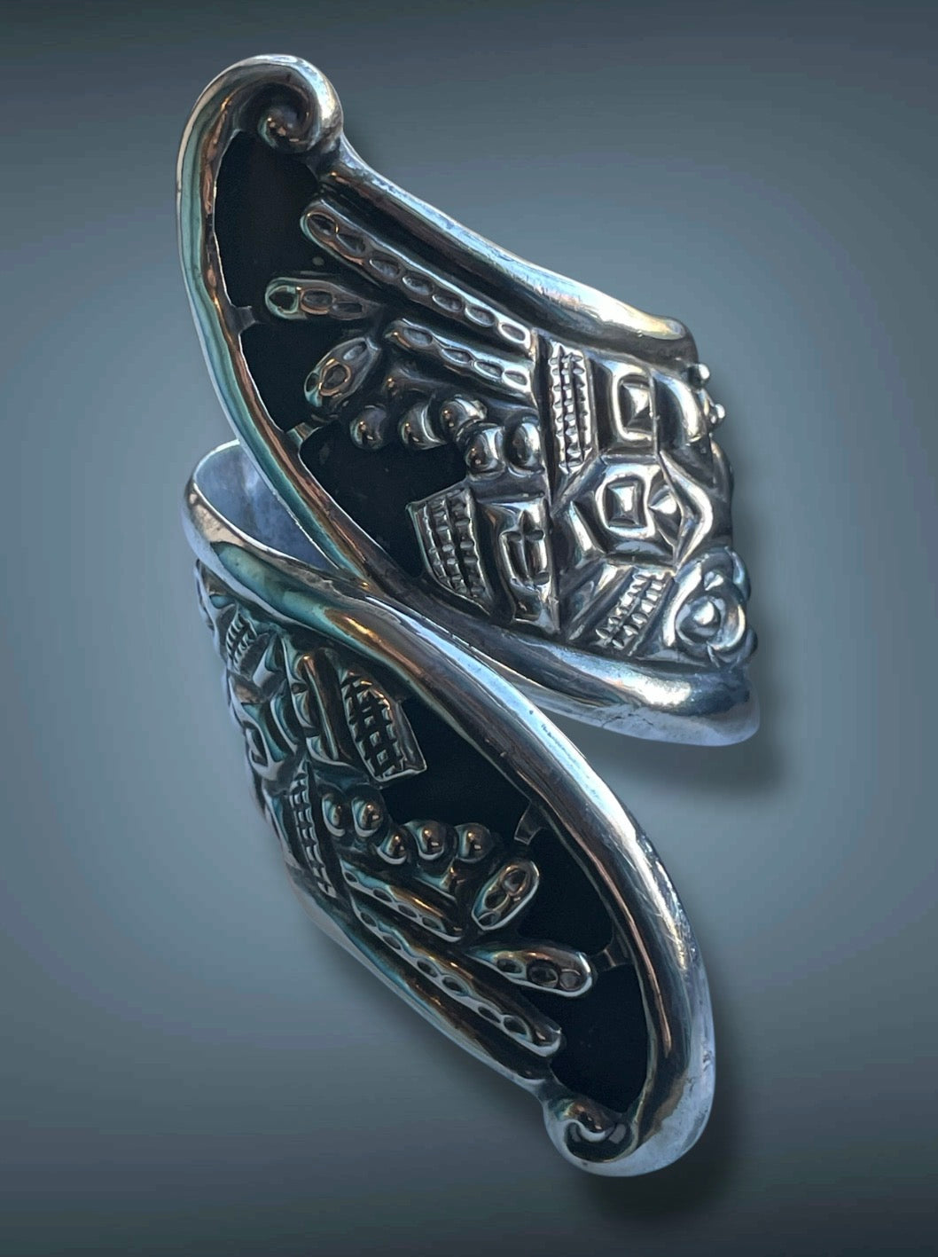 Sterling Silver Repoussé Hollow-work Taxco Mexico Scenic Hinged Clamper Bypass Bracelet