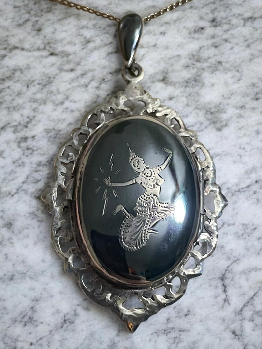 Sterling Silver 1940’s Siam Nielloware Mekkelah Lightning Goddess Photo Locket Necklace