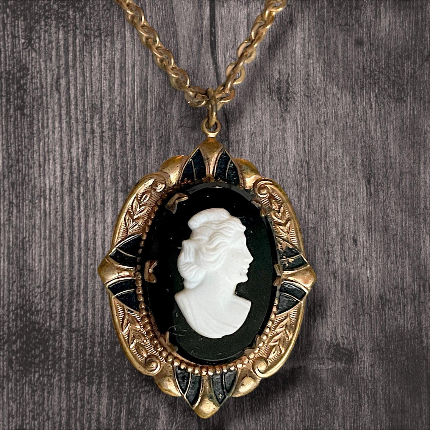 Antique Victorian Black & White Art Glass Mourning Cameo Gilded Brass Locket Necklace